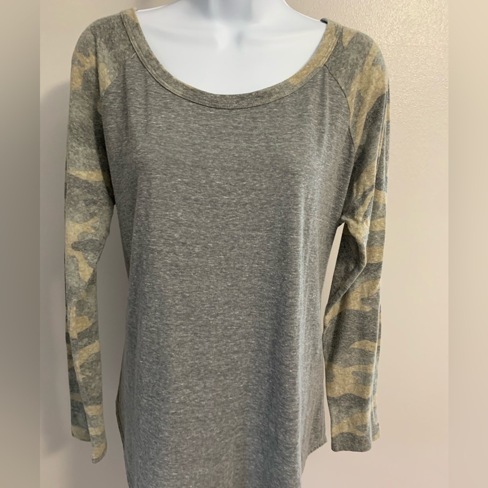 Fantastic Fawn Camo Sleeve Boutique Top